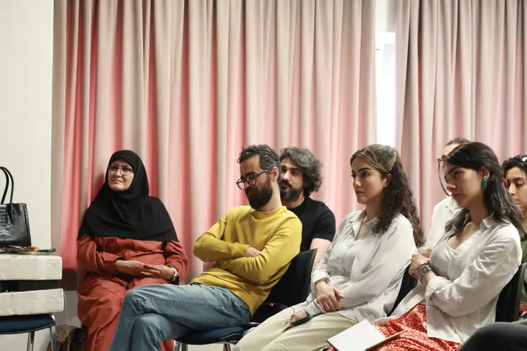 کارگاه «رازهای حنجره» در تهران برگزار شد؛ آموزش علمی صدا با سجاد طاهری و هاسمیک کاراپتیان