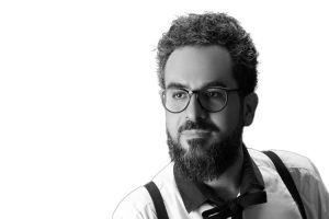 مید مالکی فارغ التحصیل رشته آهنگسازی مدرس آواز پاپ-پاپ کلاسیک و پاپ غربی/ سلفژتخصصی/ سلفژ کابردی/پیانو و هارمونی کاربردی(پرکتیکال)